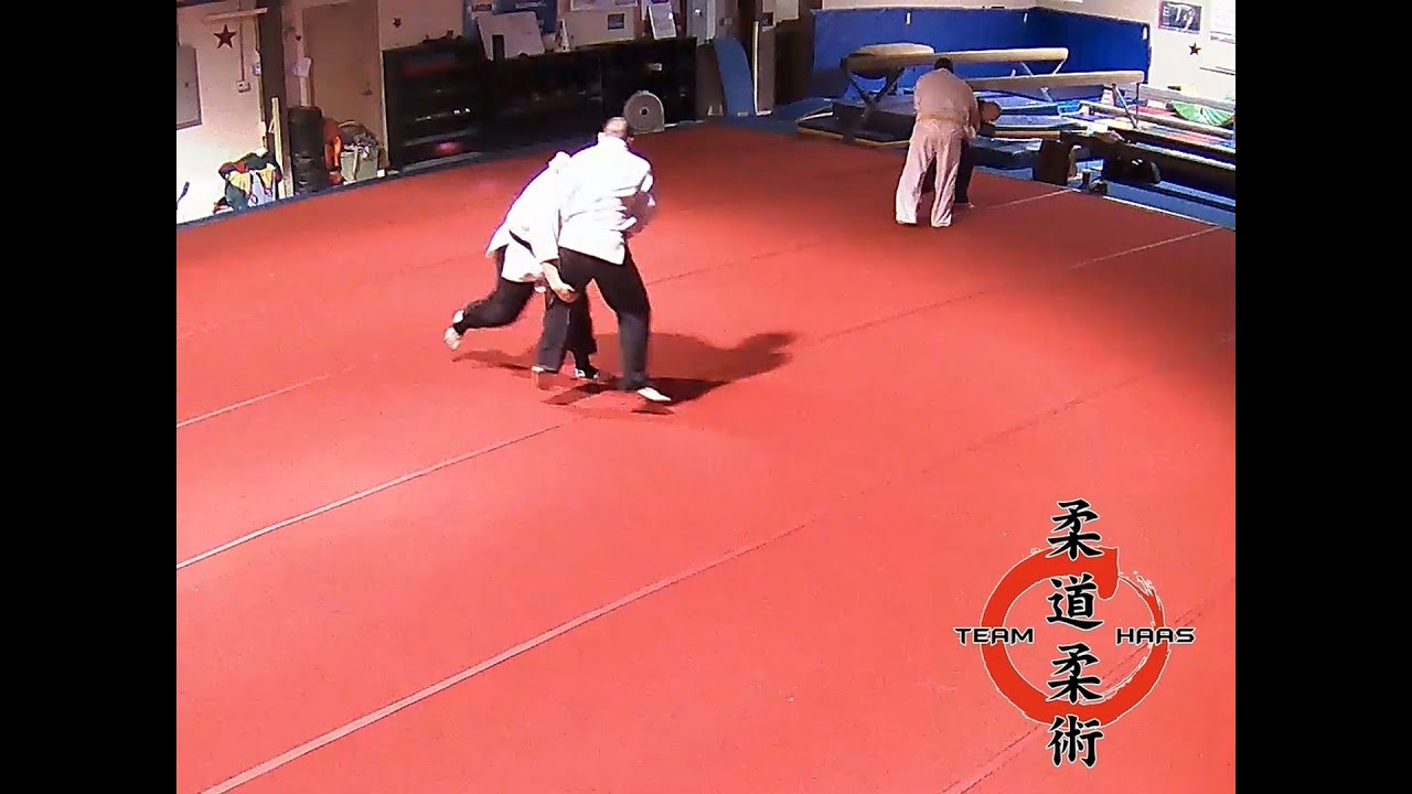 Ashi-Guruma Counter to a Single-Leg Take-Down (Kuchiki-Taioshi) Attempt